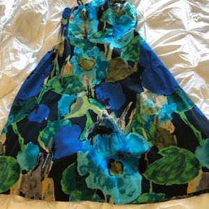 Strapless dress with lace lining